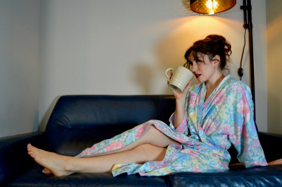 Lovely Vintage 80's 90's Pale Pastel Floral Cotton