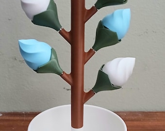Budsy Flower Pill Bud Organizer | 3D Printed Weekly Medication Box | Magnetic Bloom Flowers