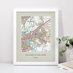 Stampa mappa personalizzata del Regno Unito su misura OS Maps Regalo di inaugurazione della casa per proprietari di casa Decorazione da parete artistica con cornice Mappa dettagliata