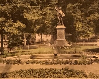 Vintage Hand Colored Postcard, Oliver Hazard Perry Statue On The Mall, Newport, Rhode Island, Beautiful 1930s Postcard Collectible