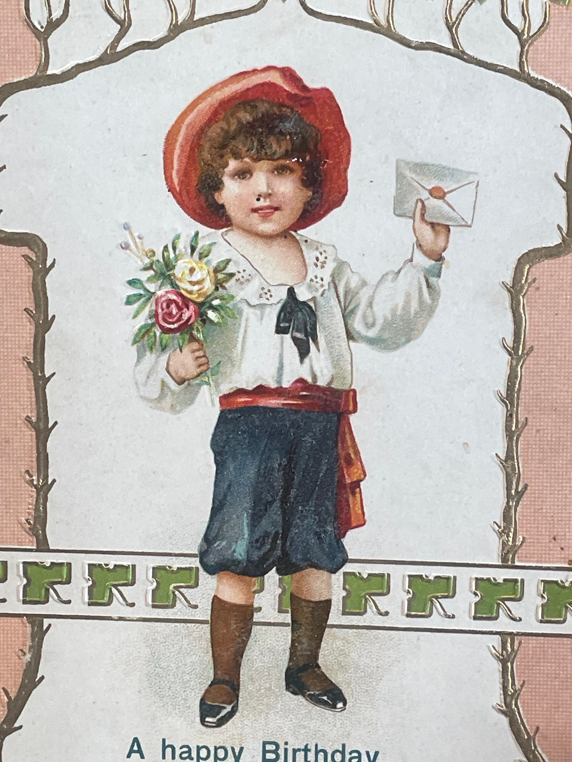 Carte à collectionner petite fille victorienne en relief