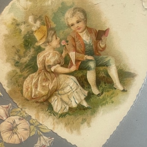 VA29G, Antigo, Cartão Postal do Dia dos Namorados, Saudação de São Valentim, Dois Amantes, Coração Branco, Lindas Flores