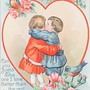 VA48, Antica cartolina di San Valentino in rilievo, Saluti al mio San Valentino, Little Boy Stealing Valentine Kiss, Big Heart, Fiori rosa