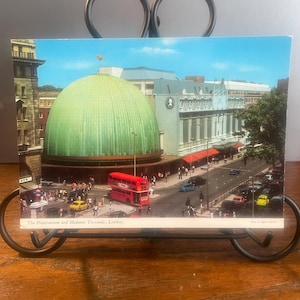 VW12G, Vintage, CANADA, Vista, Cartolina, Il Planetario e Madame Tussauds, John Hinde LTD