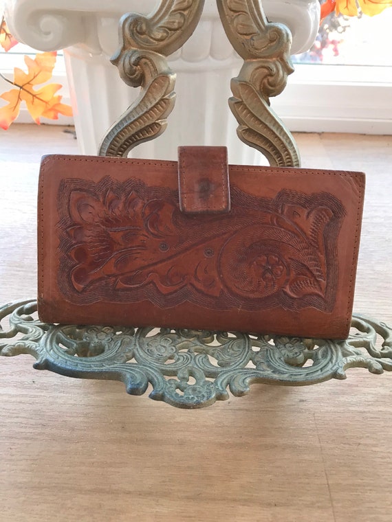 Embossed rust /brown  checkbook wallet plus small… - image 4