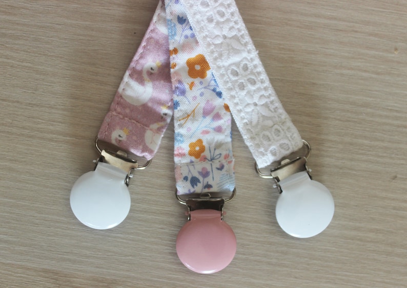 Girl pacifier clip Baby clip Dummy clip baby shower gift Cute pacifier clip set for newborn baby pacifier holder Paci clip Baby strap