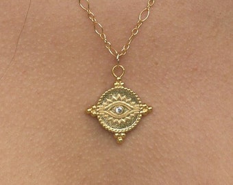 Gold Evil Eye Medallion Necklace with CZ diamond, Gold Eye Necklace, Dainty Eye Necklace Gold, Evil Eye Pendant, Birthday Gift For Friend