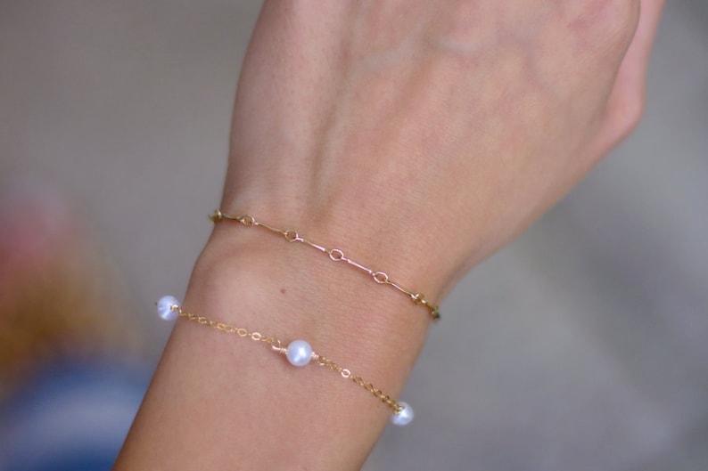 Dainty Pearl Bracelet Pearl Link Bracelet Gold Dainty Pearl Etsy