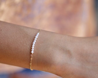 Tiny Pearl Bracelets for Women, Dainty Pearl Bracelet, Friendship Bracelet, Bridesmaid Jewelry, Delicate Freshwater Pearl Bracelet