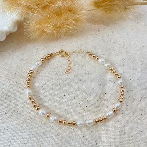 Gold or Silver PEARL Bead Bracelet, GENUINE Freshwater Pearl Bracelet, Bridesmaid Gift, Boho Chic Wedding Jewelry, ADJUSTABLE afbeelding 5