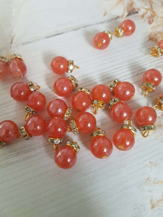 gem jewels orange dress Don't be afraid to mix and match your gemstones! Your jewels, your style,  your rules 