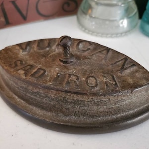 Antique VULCAN Sad Iron Base with No Handle, Cast Iron Vulcan Sad Iron Vintage Home Decor, Antique Doorstop #1711