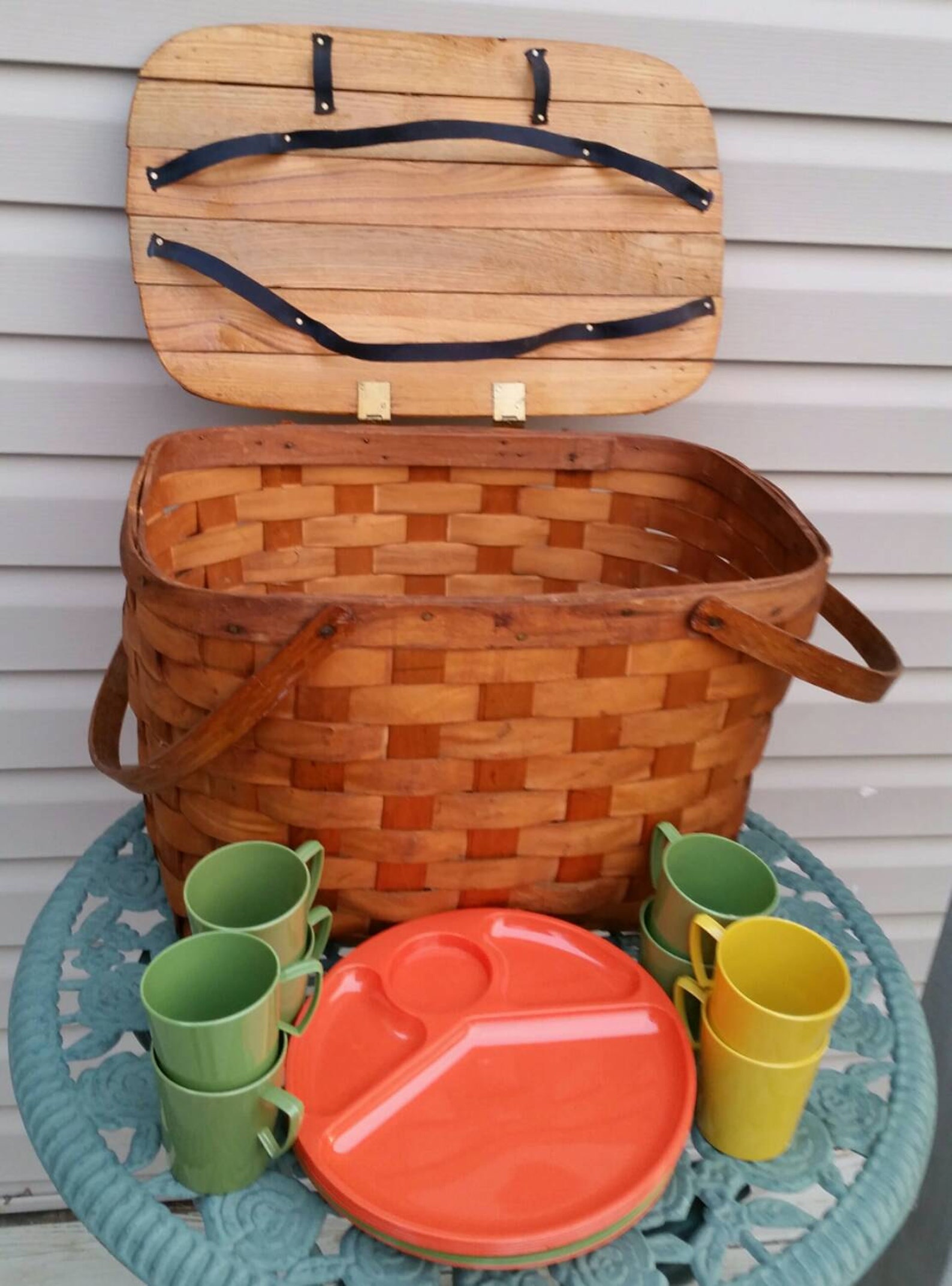 Vintage Woven Splint Wood Picnic Basket With Plates & Cups Etsy