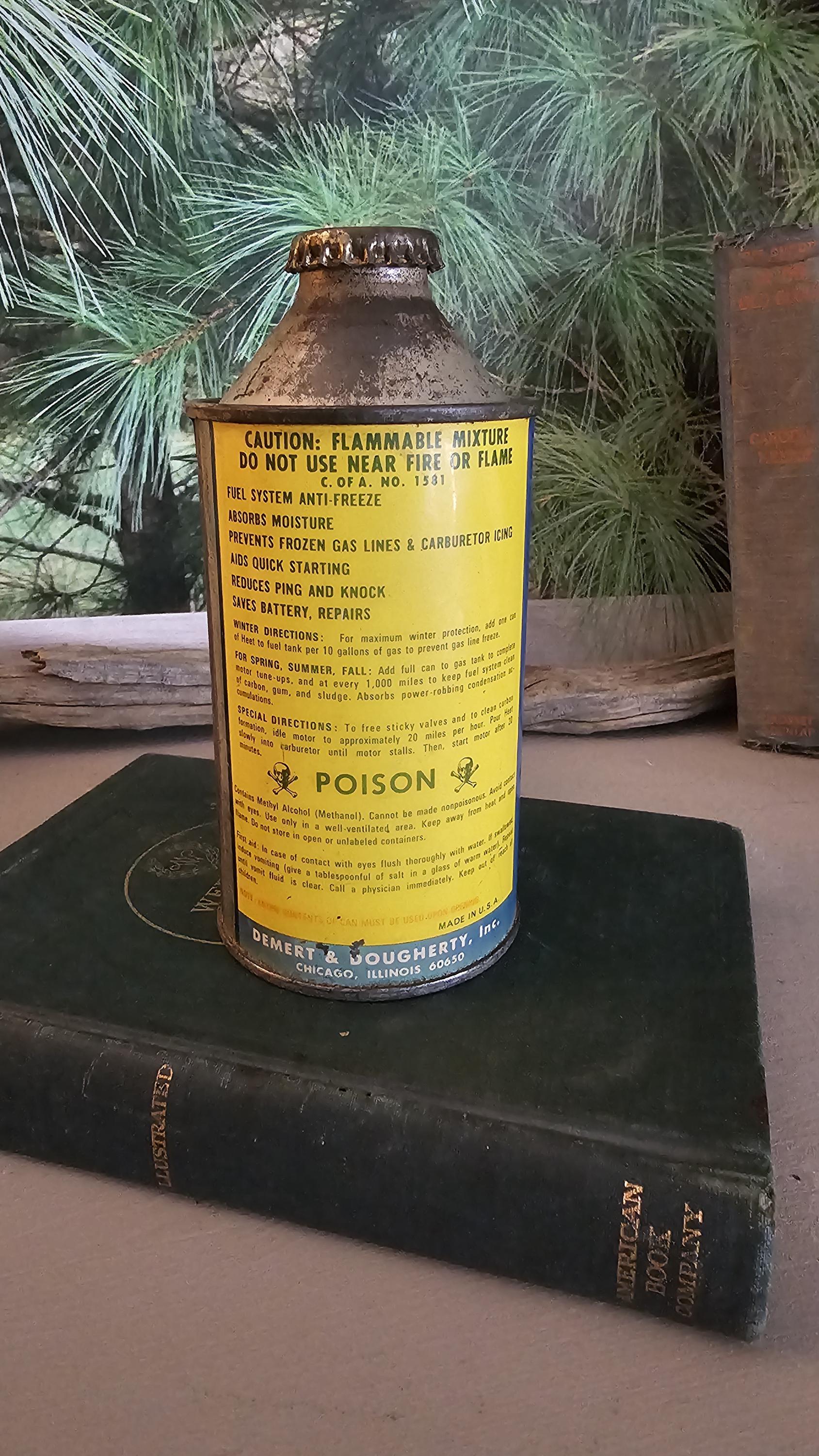 Vintage 1960s HEET Gas Line Anti Freeze Can: Automotive