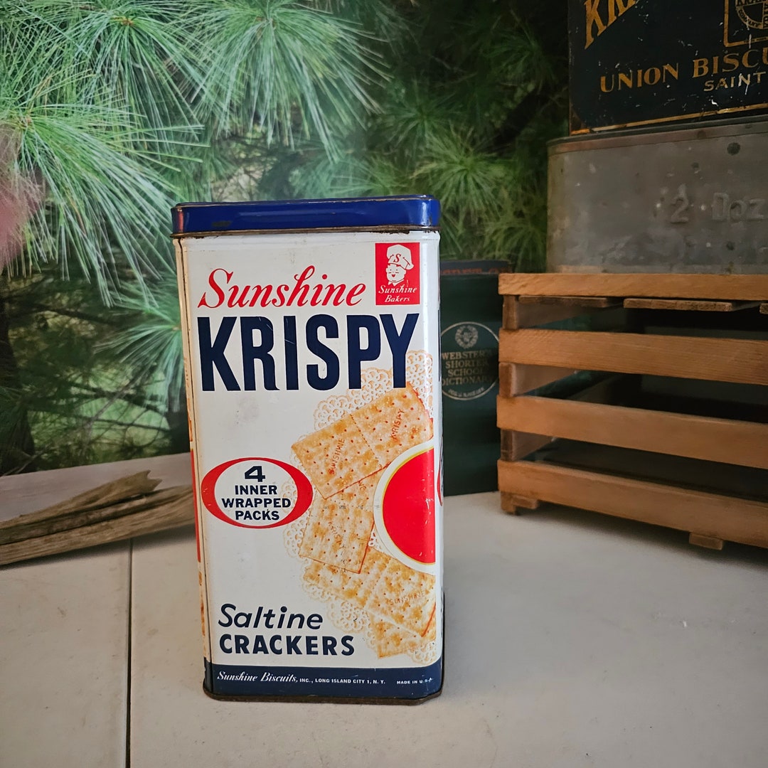 Distressed Sunshine Krispy Saltine Cracker Tin, Red White & Blue ...