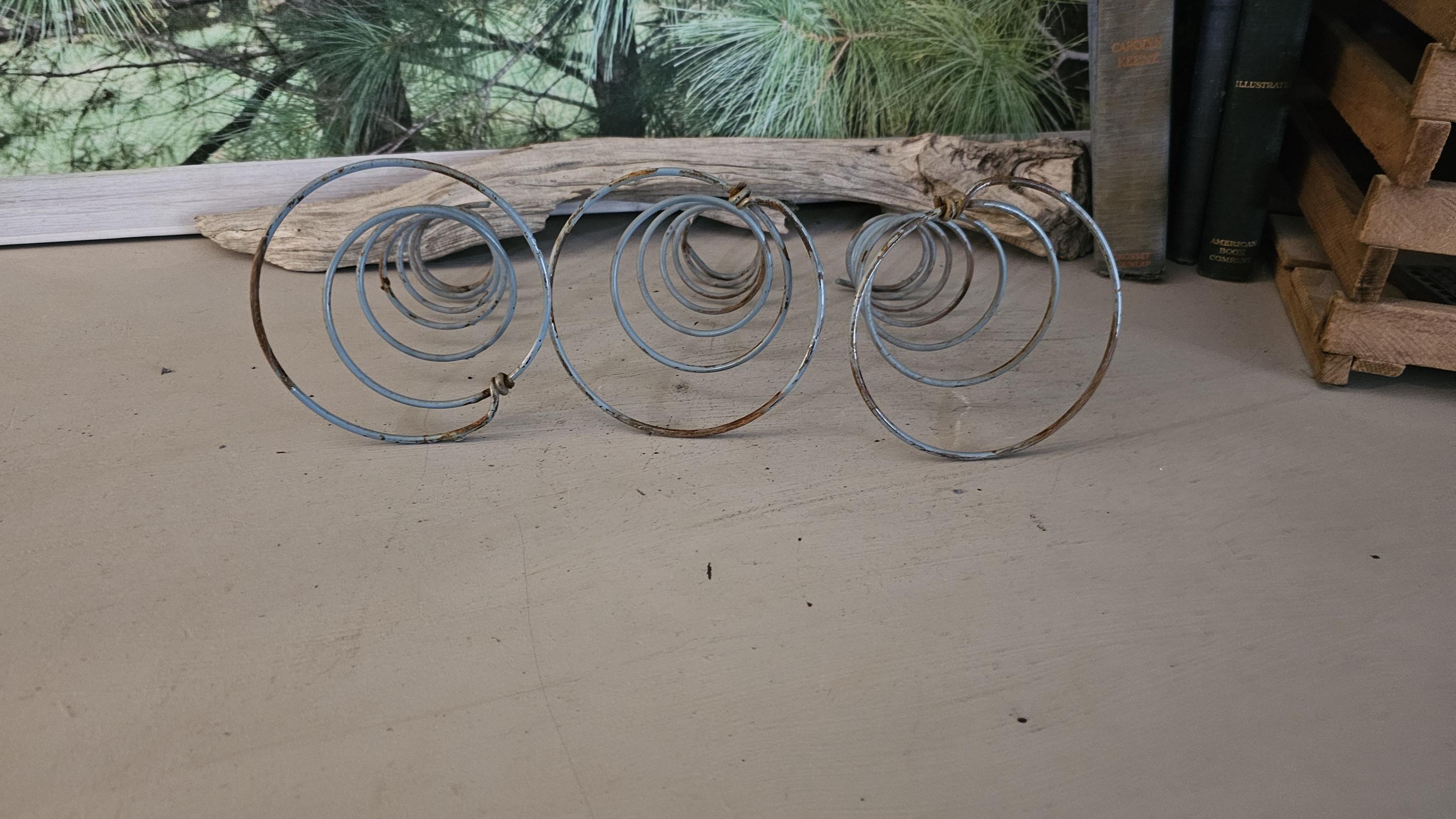 5 Ressorts De Lit Vintage En Forme De Sablier/Spirale - Style Ferme Rustique, Patine Et Rouille Légère - Fait Main USA