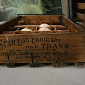 1905 Wood Star Egg Carrier & Crate Rustic Farmhouse Kitchen Decor