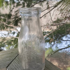 BORDEN'S Ribbed Pint Clear Glass Embossed Milk Bottle - Etsy