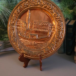 Round Gondola Copper Wall Plate 3D Embossed Italian Canal Scene Vintage Wall Art 11 3/4 Inches In Diameter  #4132