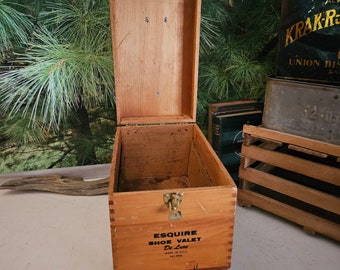 Distressed Esquire Shoe Valet De Luxe Shoe Shine Box Vintage