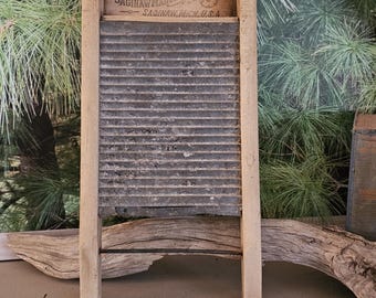 Old Langtry Wood & Zinc Washboard  ##5255
