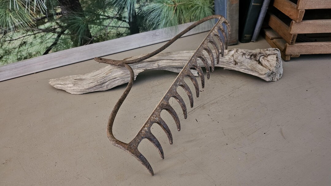 Fine Rake Head Vintage Cast Iron 14-tine Rake Head: Distressed Farmhouse Decor #4931 ...
