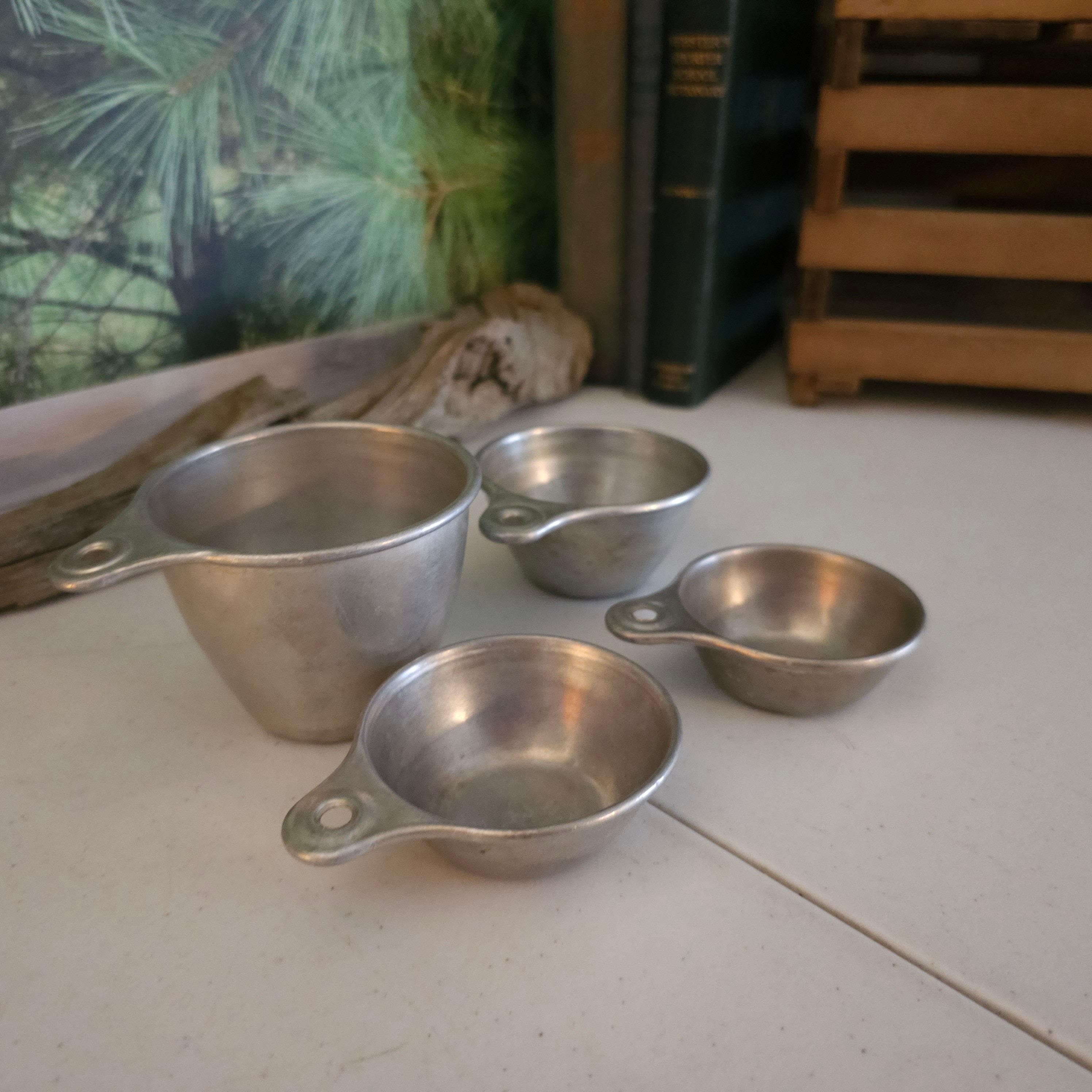 Vintage EKCO Set of 4, Stainless Steel Nested Measuring Spoons 4 3