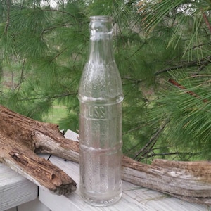 Cross Sodas Vintage Soda Water Bottle Made in St. Louis, Missouri Collectible Glass Bottle
