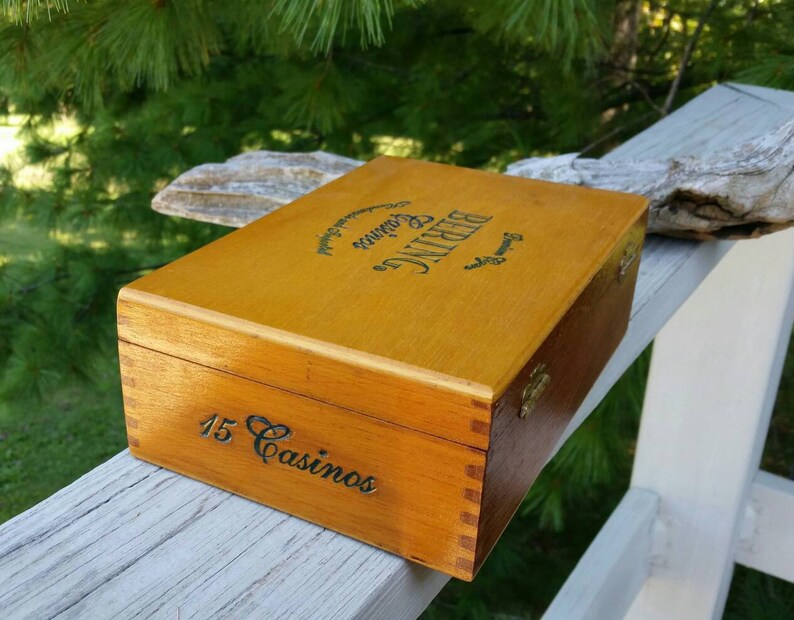 Bering Casinos Wood Cigar Box Tobacco Collectible Etsy