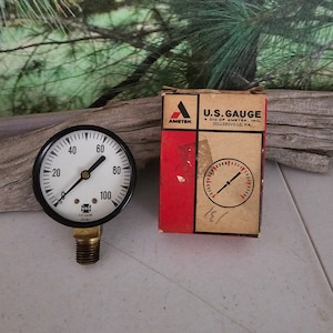 U. S. Gauge Vintage Pressure Gauge 0 - 100 PSI 2 1/4 Inch Diameter Face  #2576