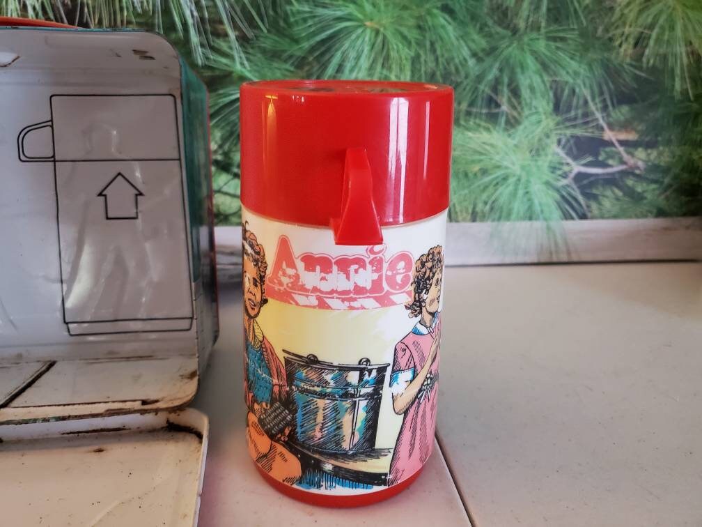 アラジン1981年 アニー アメリカン ランチボックス 1981 Metal Annie Lunchbox & Thermos Combo by Aladdin
