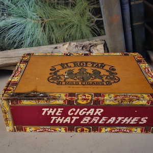 Roi-Tan Fresh Blunts &quot;The Cigar That Breathes&quot; Cigar Box Collectible Tobacciana Home Decor  #4594