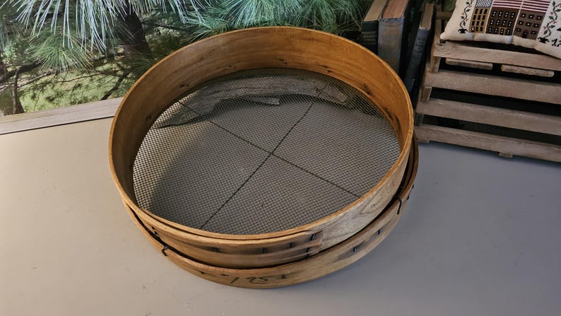 old-round-bentwood-grain-sieve-wood-wire-country-farmhouse-decor-4290