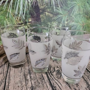 Mid Century Libbey Silver Leaf Juice Glasses Set of 4 Silver Dust Libbey Juice Glasses Retro Libbey Frosted Glasses 8 Fluid Ounces
