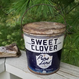 Sweet Clover Brand Pure Lard Pail 4 Lb. Dark Blue & White Can Rustic Advertising Country Farmhouse Kitchen Decor
