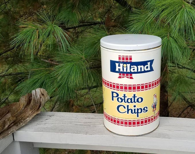Hiland Potato Chips Tin the Chippiest Chips Around / Vintage Empty Chip