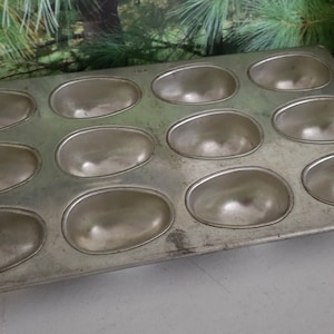 Vintage Ecko 12 Egg Chocolate or Cake Mold Steel Egg Mold Collectible Kitchenware #3374