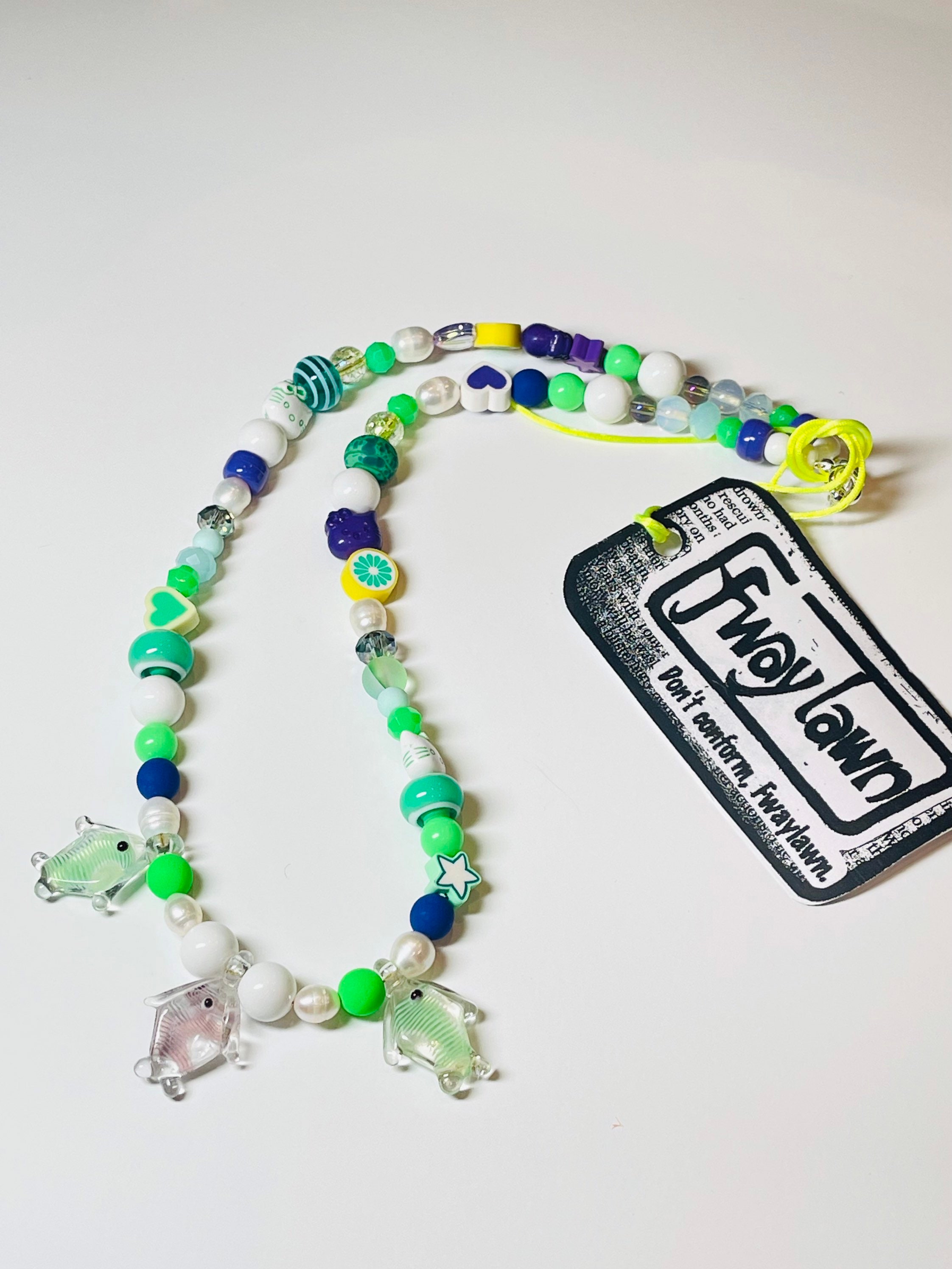 Fish Beads Necklace/vintage Glass Fish 