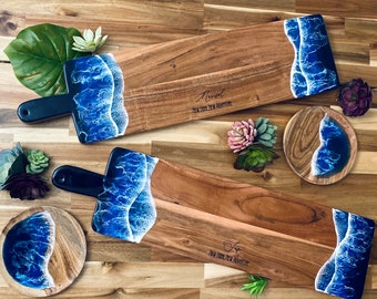 Beautiful Charcuterie Board with Epoxy Resin / Serving wooden board with resin (Large Sizes)