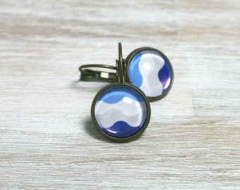 Waves blue // hanging earrings with motif