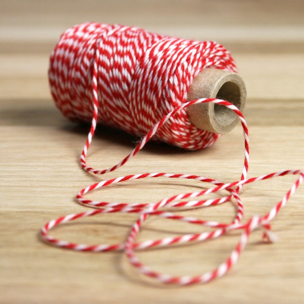 Baker's twine red and white stripes // 1 mm diameter // approx. 35 m length