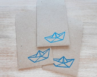 3 mini cadeauzakjes papieren bootje tinten blauw // 6 x 9 cm // handgemaakt van gerecycled schetspapier
