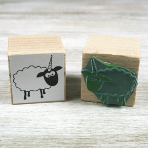 Timbro pecora unicorno // gomma naturale su legno di faggio 3 x 3 cm immagine 2