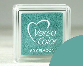 Céladon / Vert pâle // Tampon encreur Versa Color // 2,5 x 2,5 cm