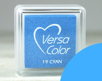 Cyan // Tampon encreur Versa Color // 2,5 x 2,5 cm