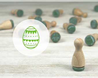 Ministempel Paasei I // Natuurrubber op hardhout // Diameter 12 mm, hoogte 25 mm