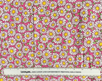 VTG 2005 Fabric Traditions Quilt Cotton, Cream Pink & Green Daisy Floral, Small-Scale Print, 45” Wide