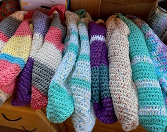 Crocheted reusable cotton grocery tote shopping bag