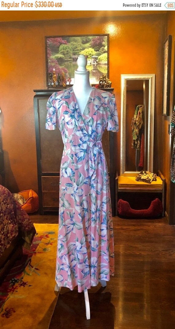 SALE 1940s Hawaiian Seersucker Dressing Gown SM