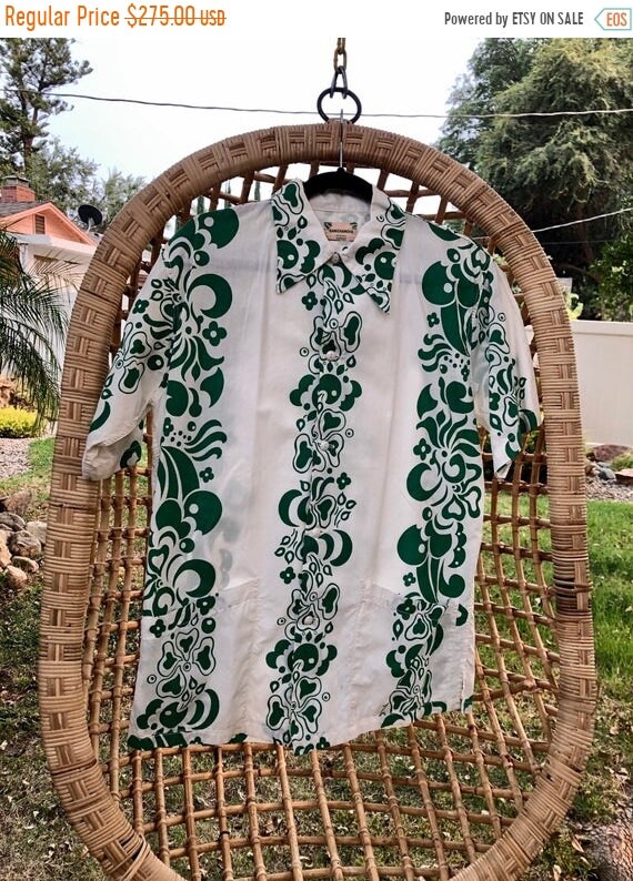 SALE 1940s Rare Kamehameha Hawaiian Cabana Shirt M